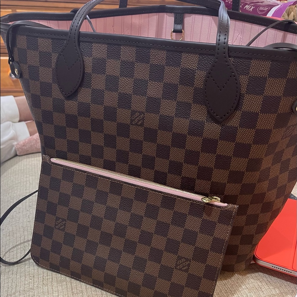 Louis Vuitton Neverfull MM